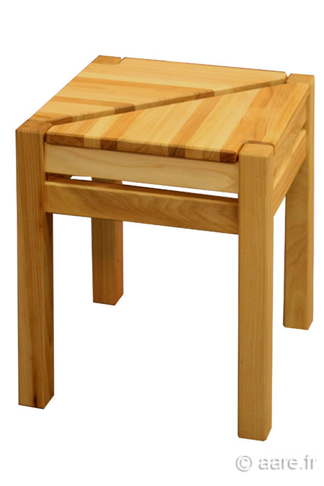 Tabouret bas