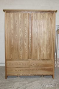 armoire 2 portes et 4 tiroirs orme massif